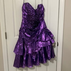 Vintage ZumZum metallic purple dress.  Gorgeous sequin detail, classic bow.